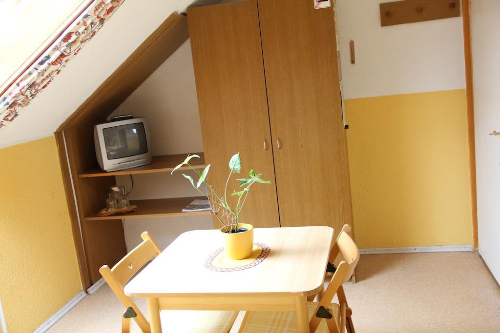 Mekina Guesthouse Maribor Szoba fotó